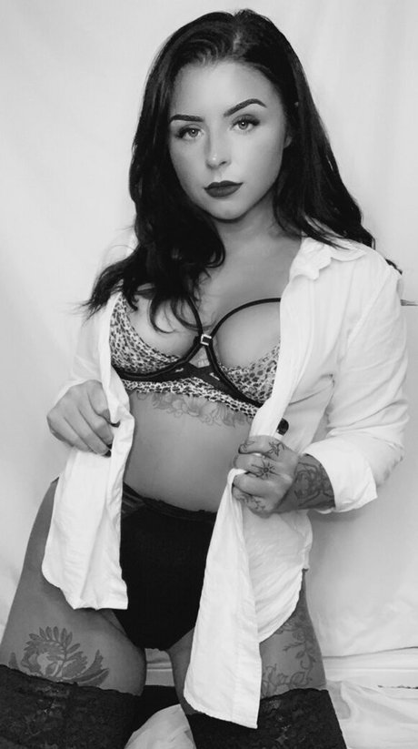 famous onlyfans hot porn picture