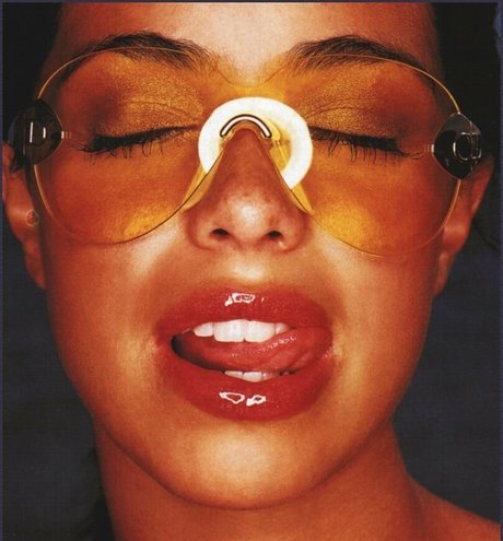 Tina Barrett nice star image