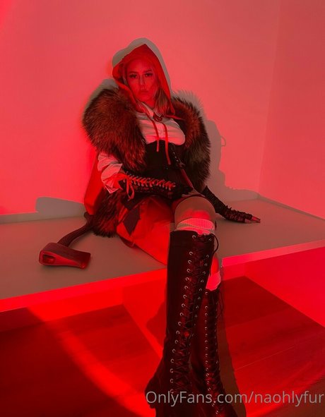 naohlyfur model beautiful photos