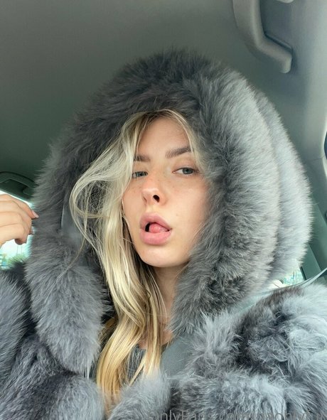 naohlyfur sexy star galleries