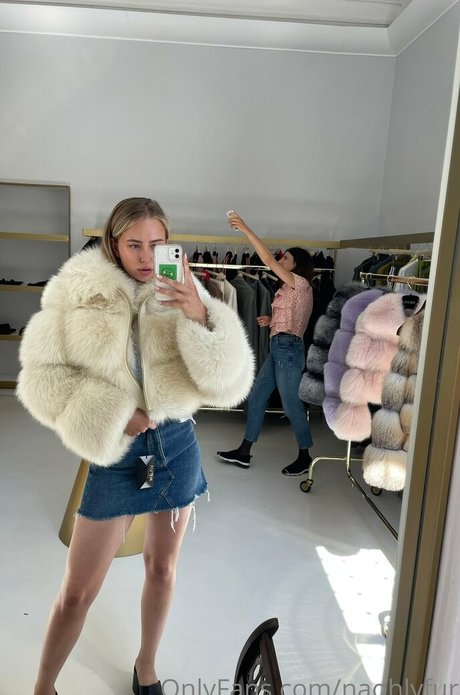 naohlyfur hot model image