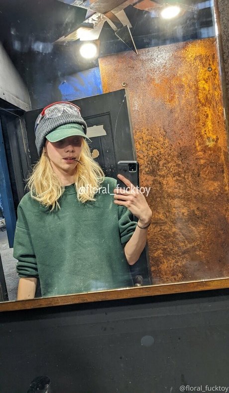 dark nipples onlyfans nudes photos