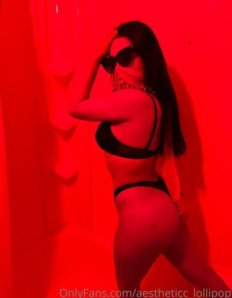 amateur mom onlyfans naked pics