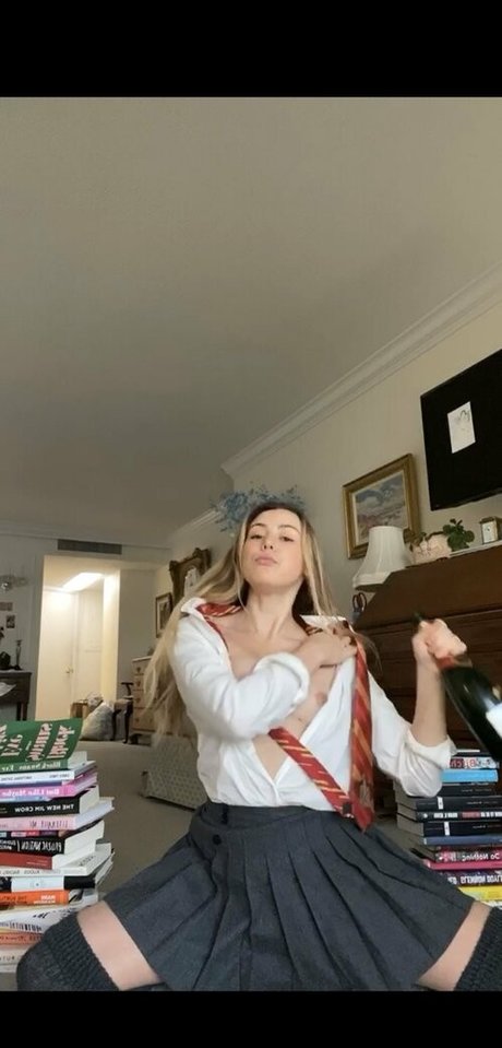 carolinecalloway pornstar pic