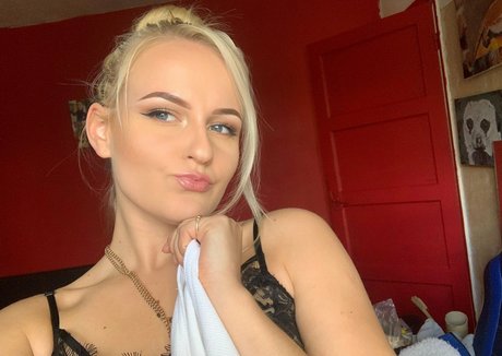 Luna Eclipse187 sex actress pictures