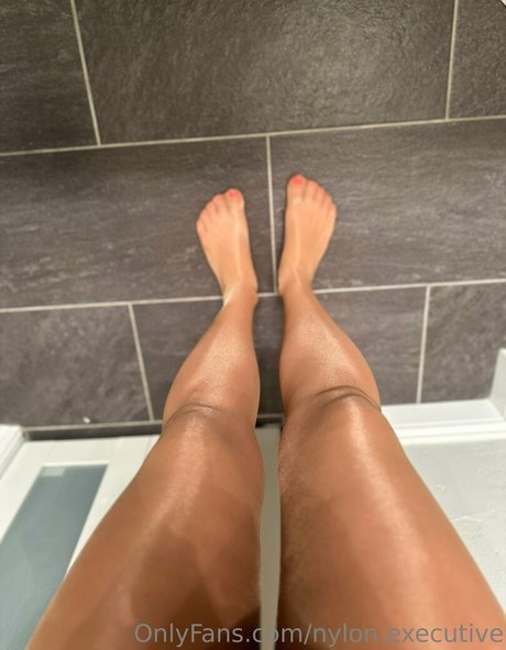 chicks with dicks onlyfans sexy naked galleries