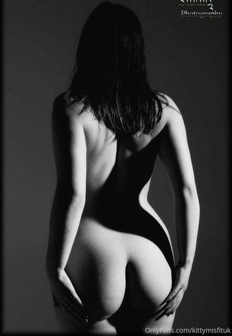 kittymisfituk model porn img