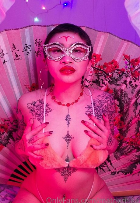 Matrixmika best actress pics