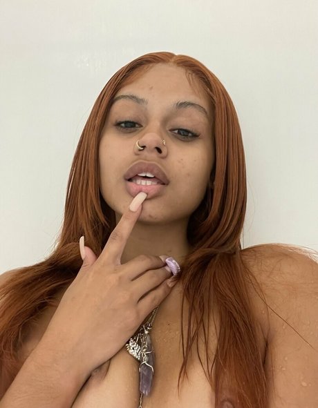 kittysprive model hot photo