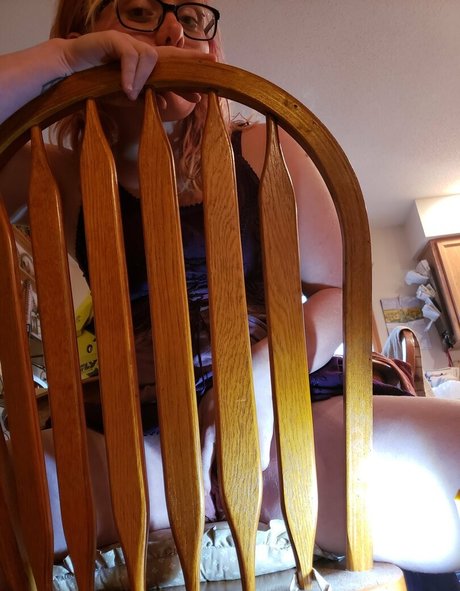 Redhead raven exclusive star image