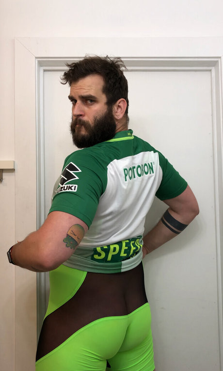 mommy onlyfans hot sexy photo