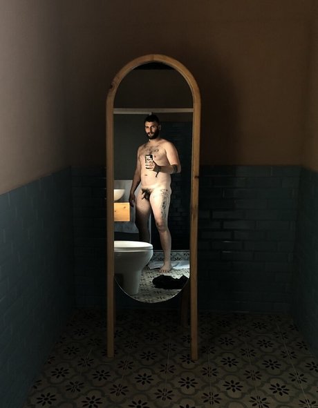 face onlyfans pornographic photo