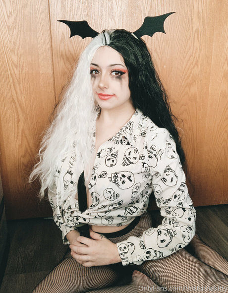 famous girls onlyfans sexy naked gallery