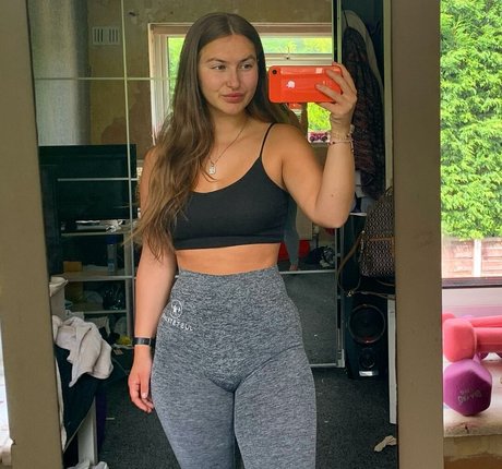 blonde wife onlyfans porno picture