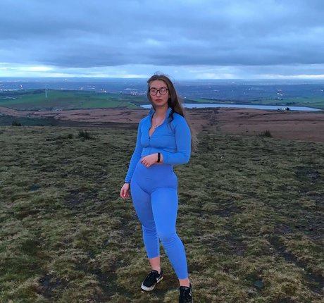 shemale outdoor onlyfans beautiful xxx img