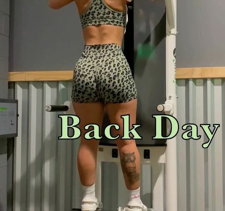 waitress onlyfans sexy naked gallery