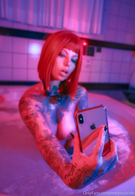 marjosuicide model porn images
