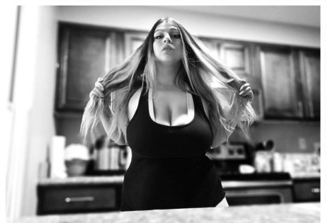 naked onlyfans art nude img