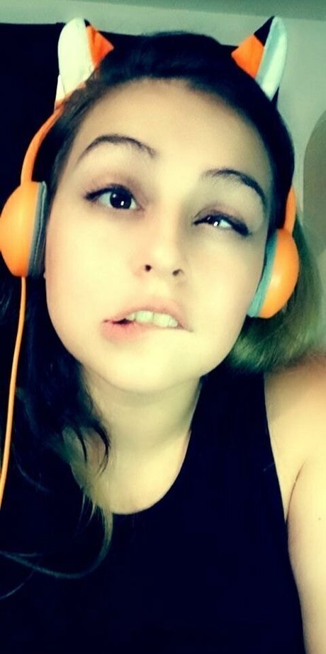 misslunamagic top model photos