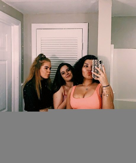 squirt teen onlyfans hot naked pics