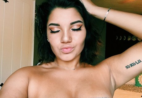 Hannah M Photo Gallery