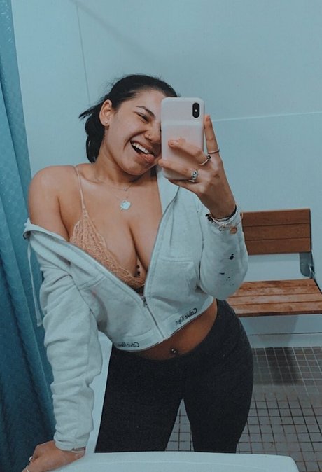 Hannah M star xxx picture