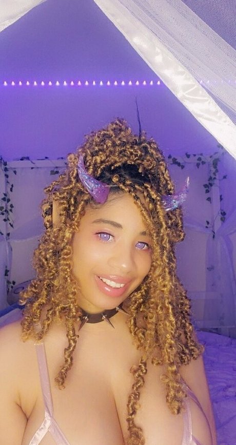 aaimztako pornstar adult photos