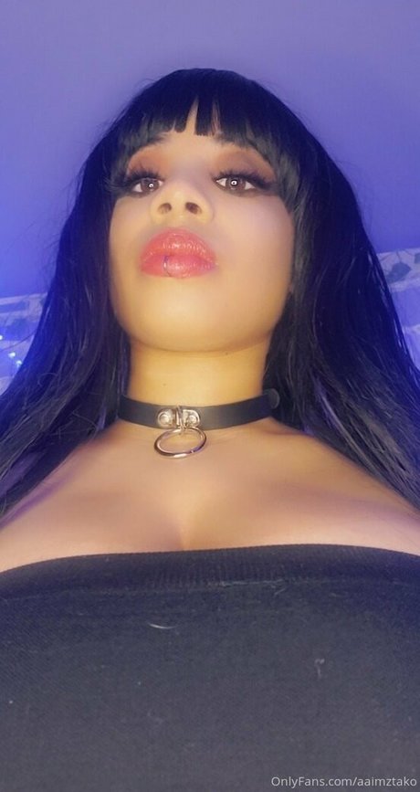 aaimztako model naked pic