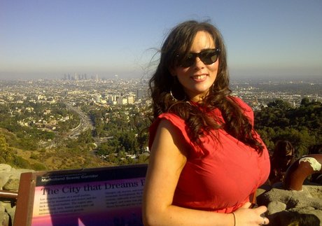 Stephanie Fox pretty star pics