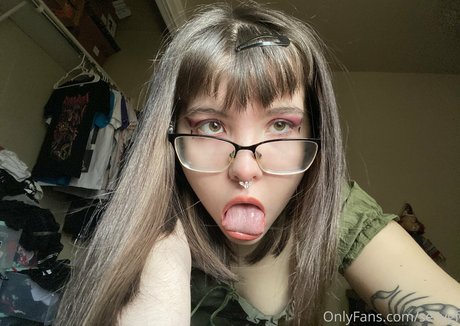 sexygf pretty actress picture