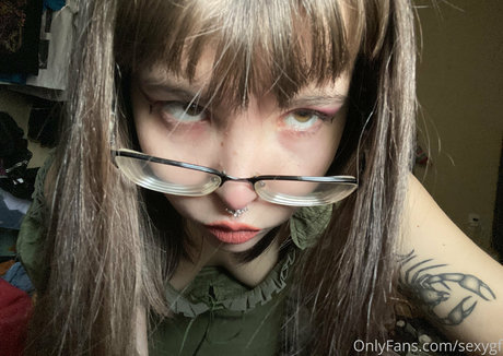 sexygf pornographic model gallery