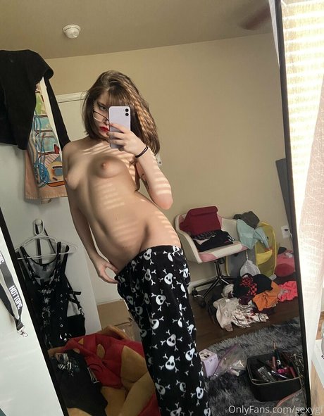 sexygf nude pornstar archive