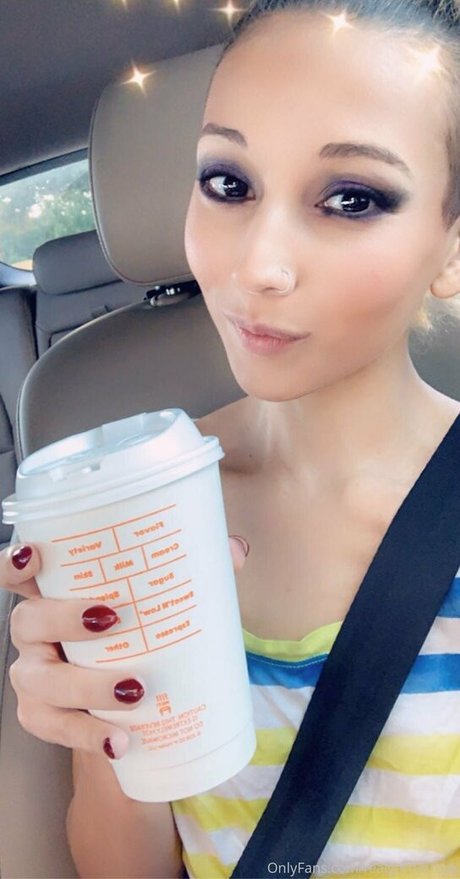 realgarnetrose model nice image