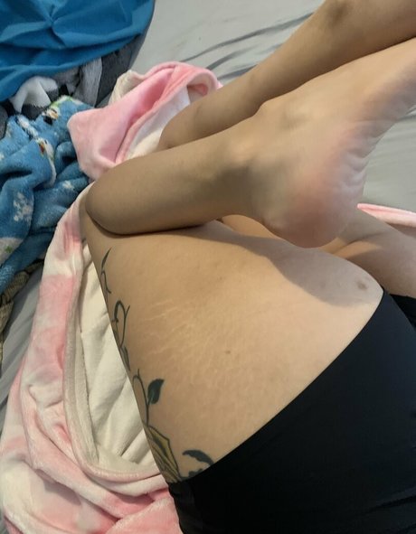 reverse gangbang onlyfans hot sexy picture