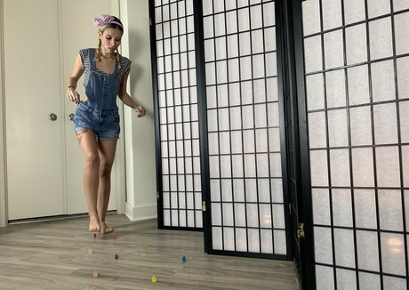 realgarnetrose pornstar adult photos