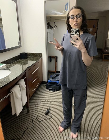 realgarnetrose pornstar pretty archive