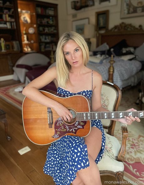 teen anal dildo onlyfans naked image