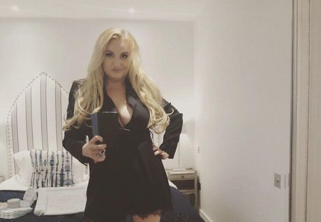 Daisy May Cooper pornstar best photos