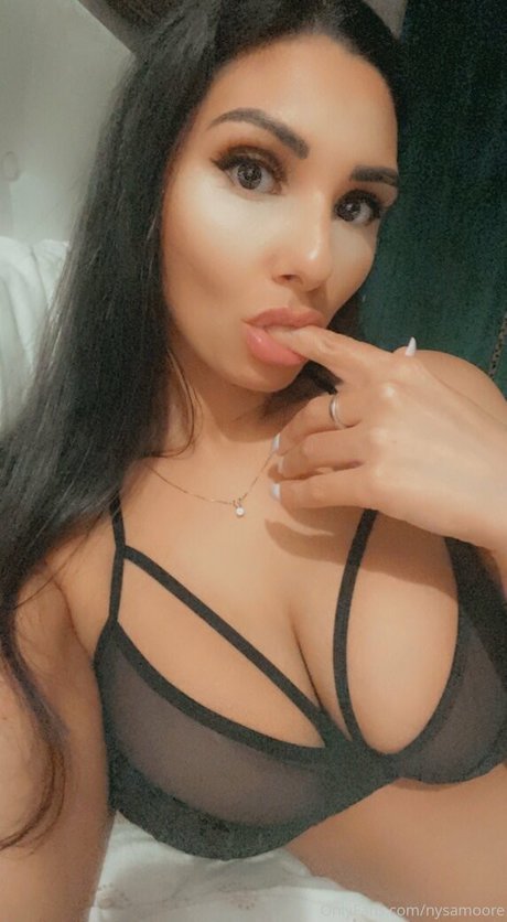 licking pussy onlyfans top picture