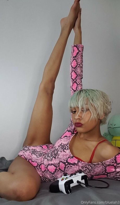 bluelah3 adult model pics