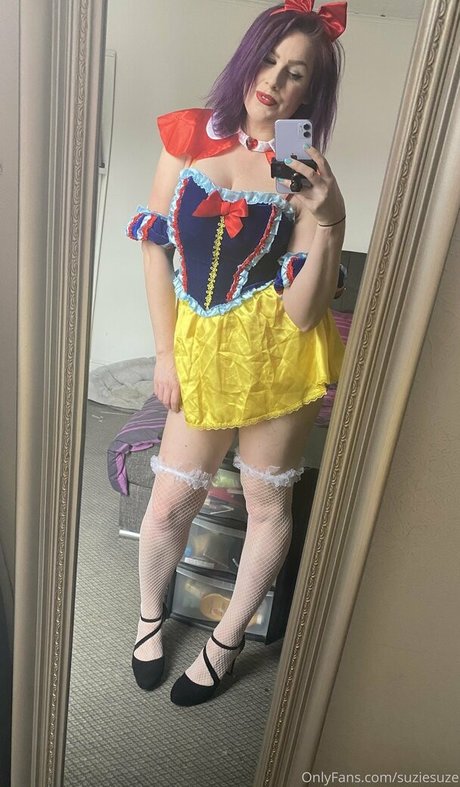 flat chested onlyfans hd photos