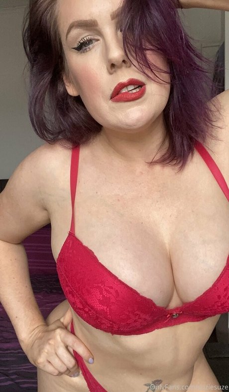 suziesuze model perfect photo