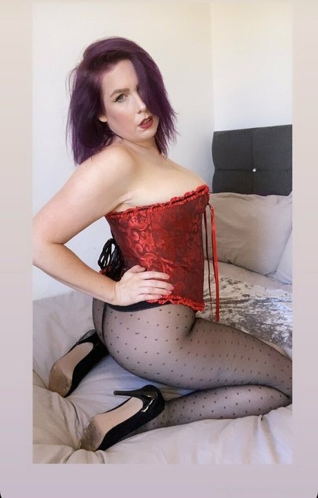 suziesuze pornstar high quality gallery