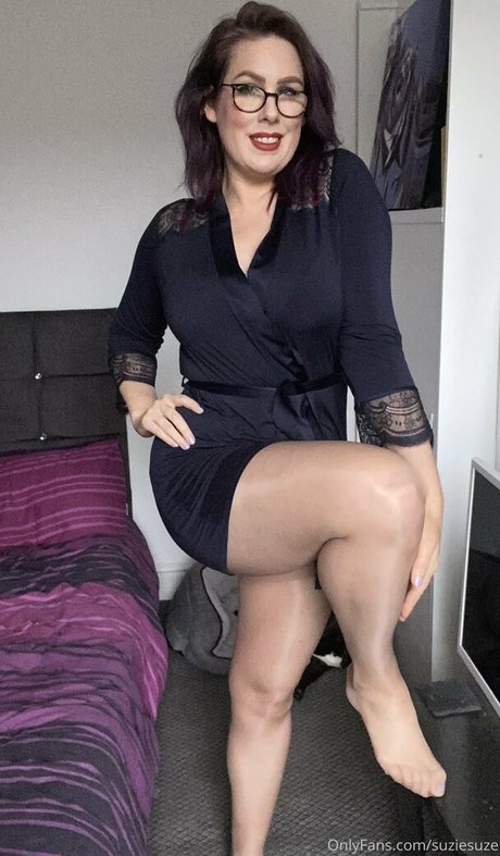 suziesuze star adult img