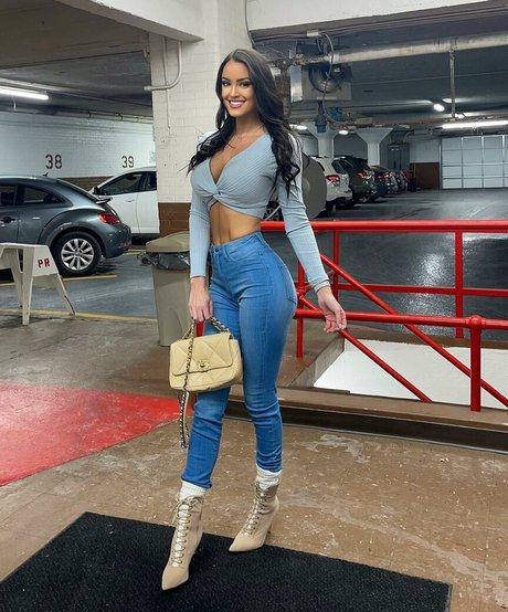 non nude onlyfans hot photos