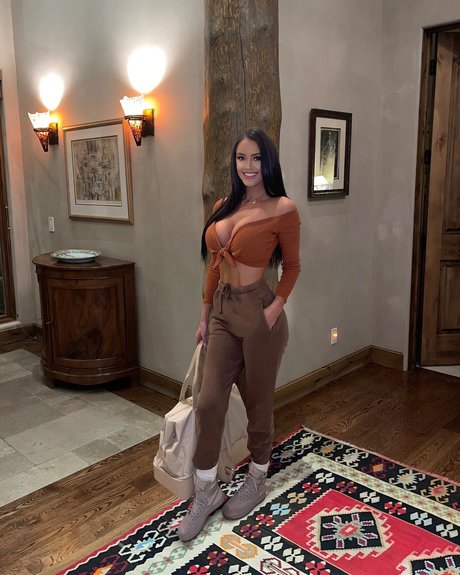 Rachel Stuhlmann hot model pictures