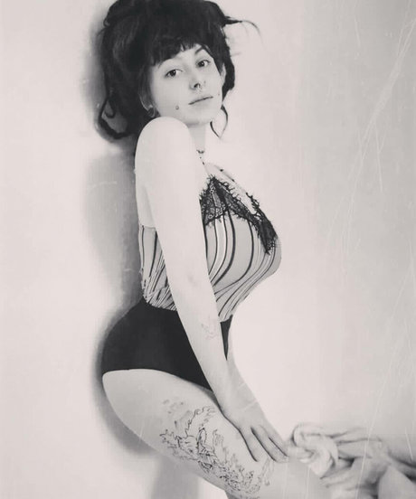 big tits brunette onlyfans naked photo