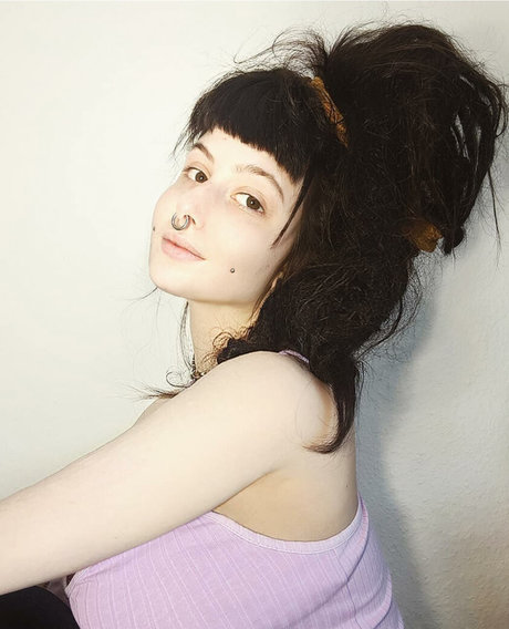 Zainab exclusive model pics