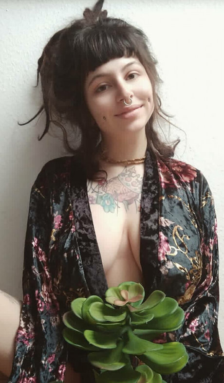 Zainab porn actress photo