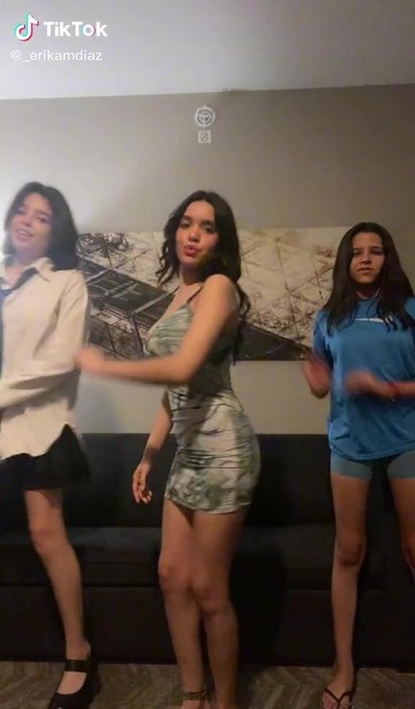 Erika Morfin best actress pics